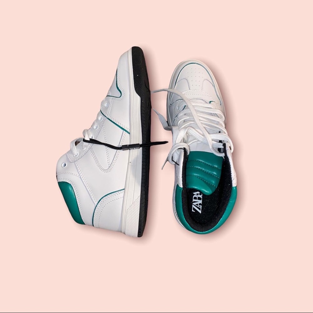 NWT!!!ZARA White+ Green Leather High Top Sneakers